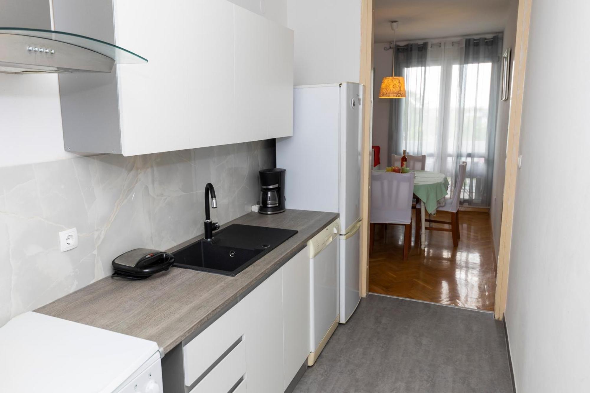 Ryanair's Urban Flat In Zadar-kolovare Zadar