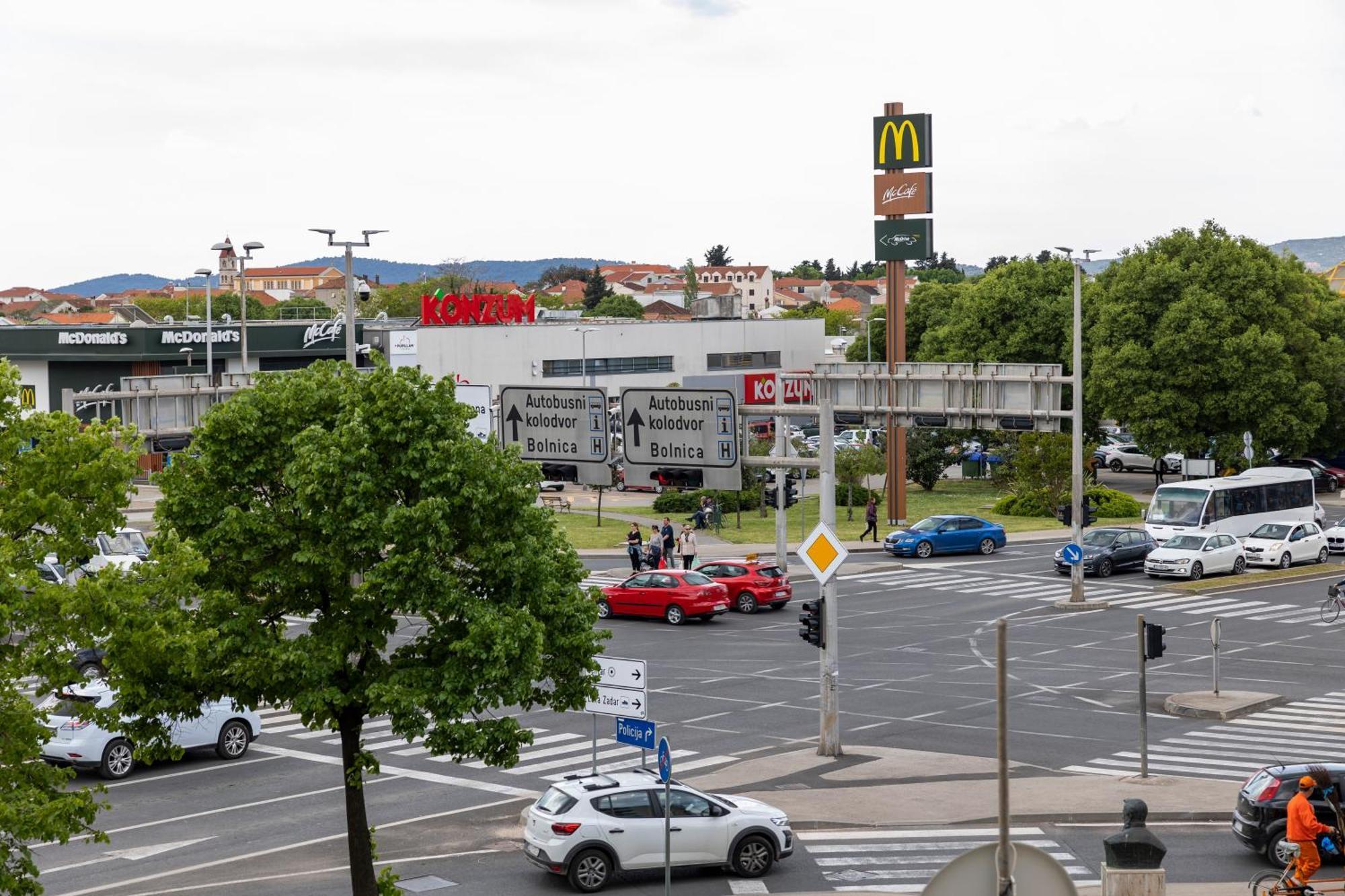 Ryanair's Urban Flat In Zadar-kolovare
